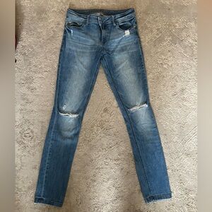 DL1961 distressed skinny jeans